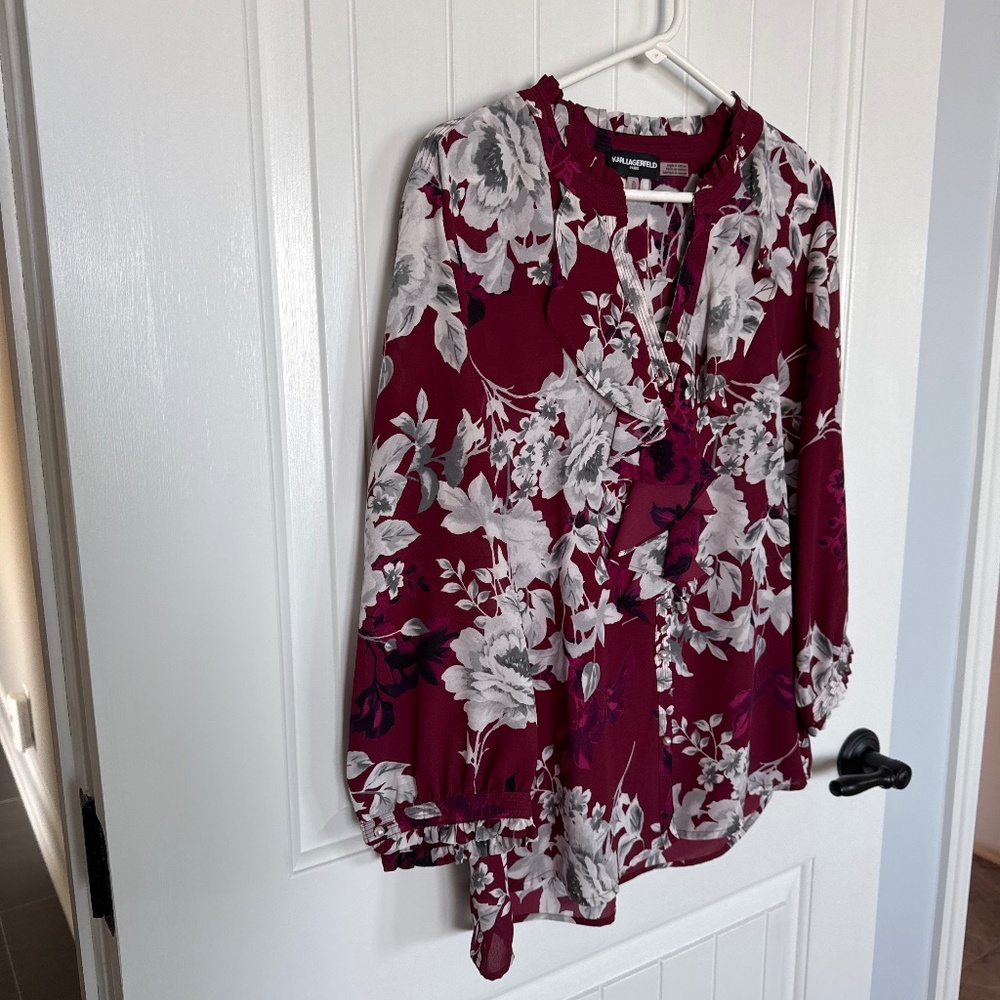 Karl Lagerfield, long sleeve, elegant V-neck blouse